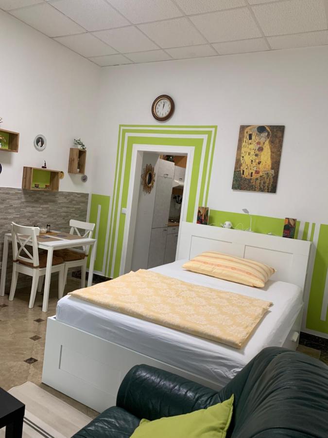 Centrally And Apartamento