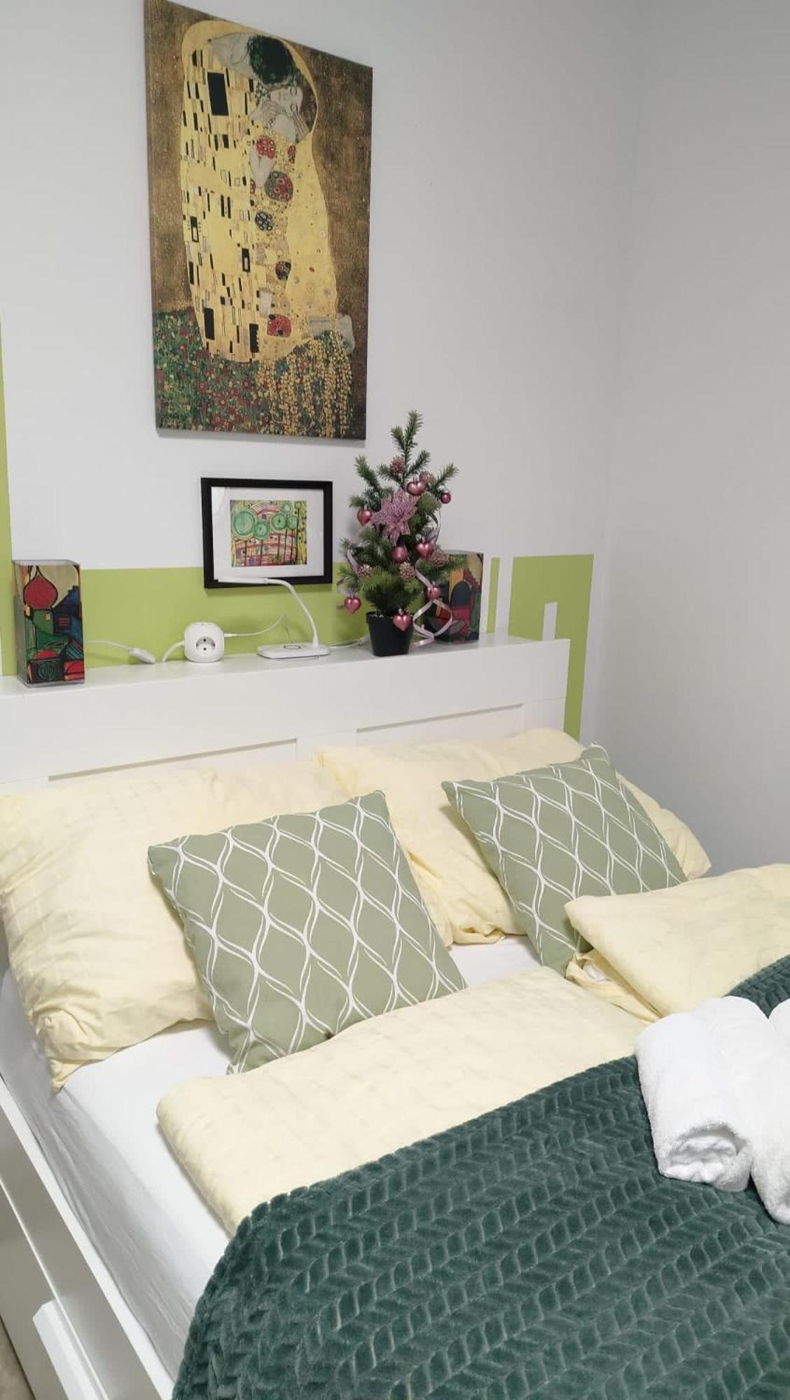 Centrally And Apartamento Viena